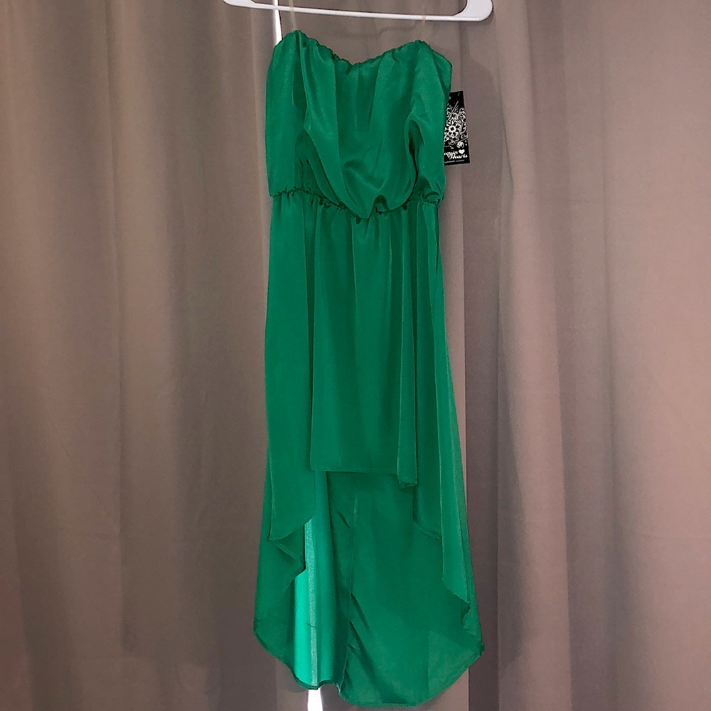 New Strapless Dress